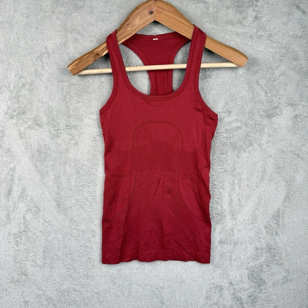 Lululemon Swiftly Tech Racerback Tank Top Womens 2 Dark Red Logo Athleisure